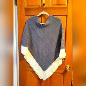 LOFT Knit Poncho (One Size Petite)